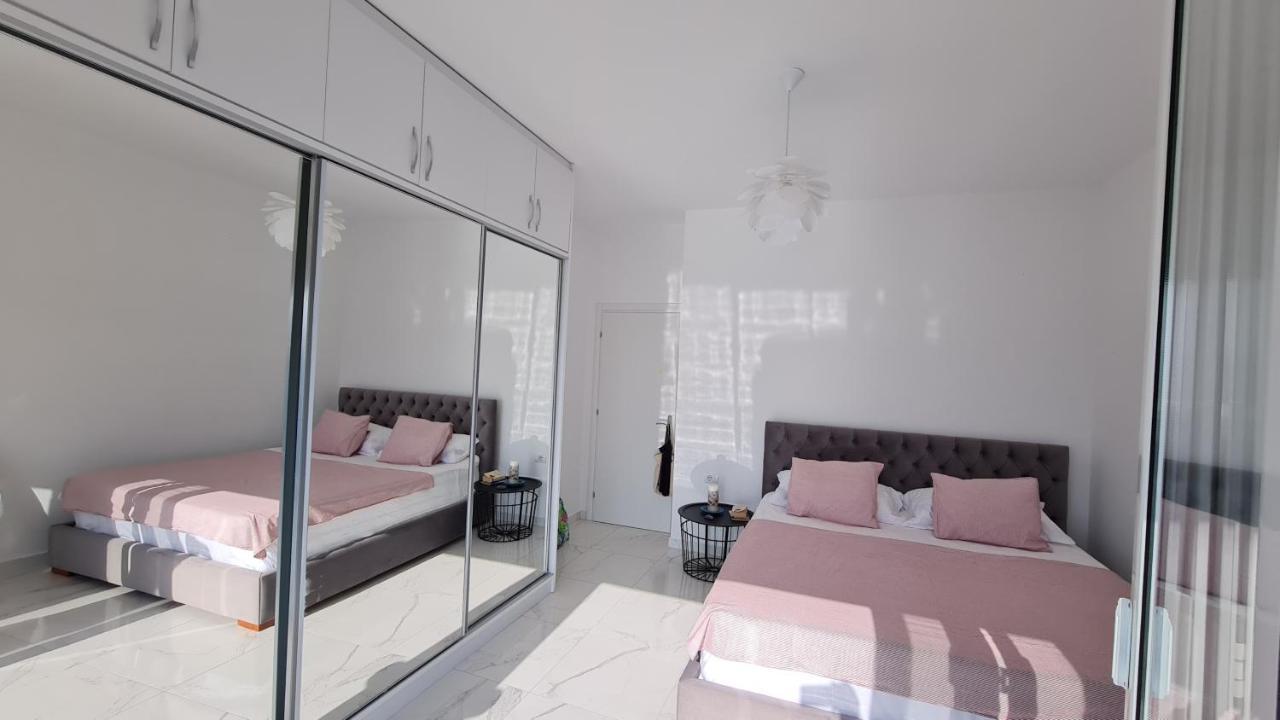 Apartamento Rocknest Sea View Penthouse Sarandë Exterior foto